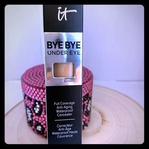 It Cosmetics Bye Bye Concealer